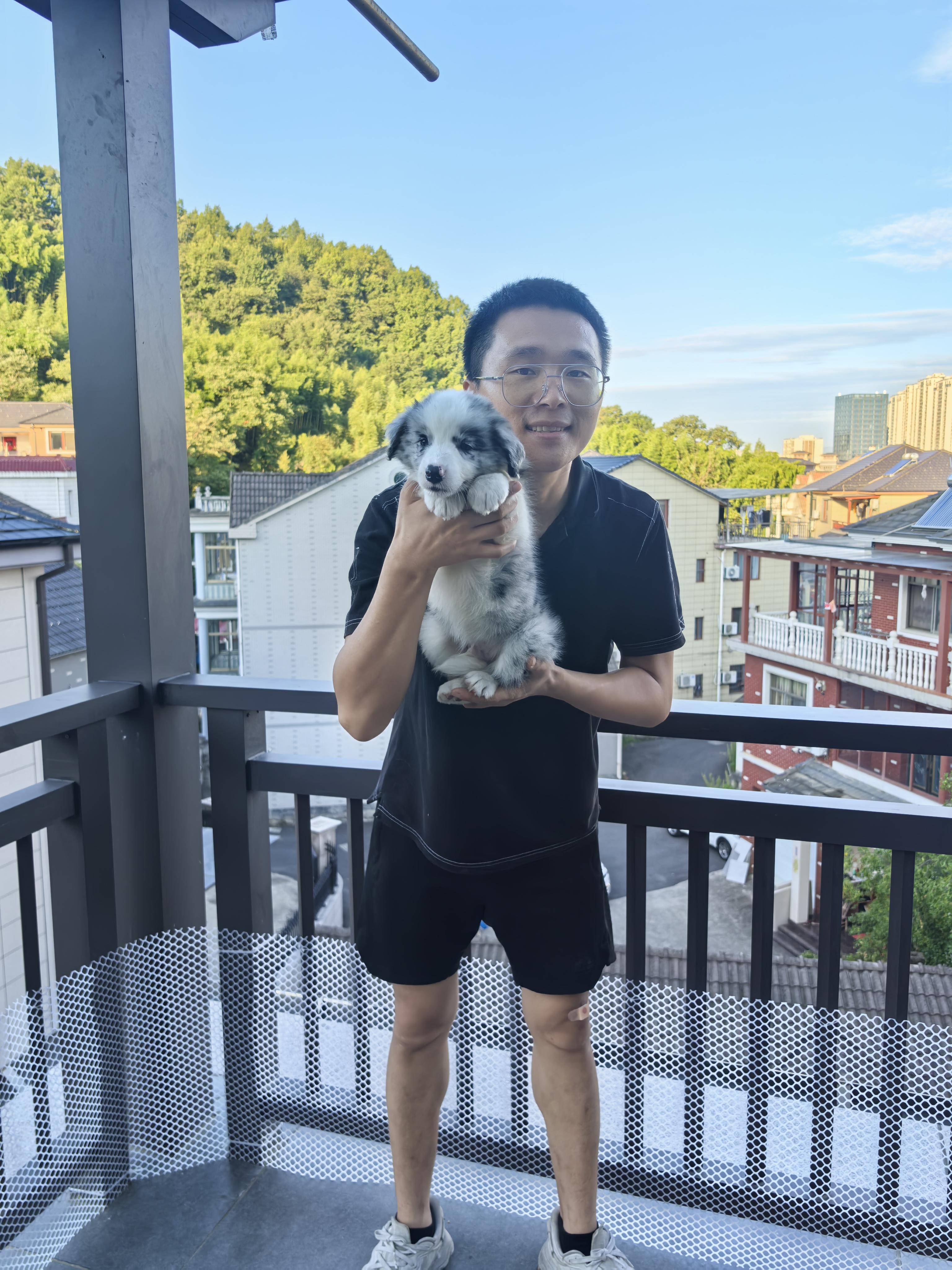 带芯片+防丢定位追踪器